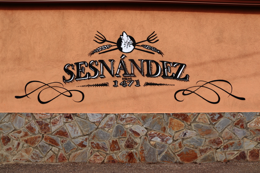 Mural Sesnández 1471
