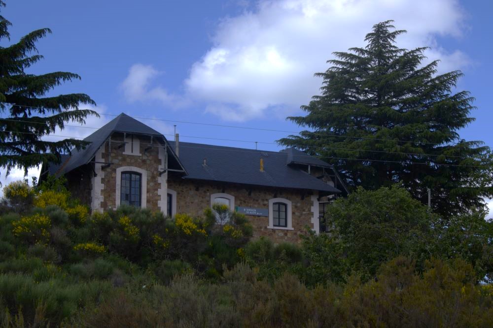 Vista de la estación de tren de Sarracín
