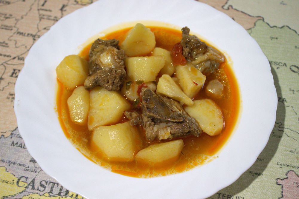 guiso de espinilla con patatas